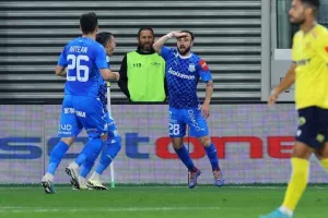 Απόλλων - ΑΕΛ: Ντέρμπι με τα ΟΛΑ του και... γαλάζια πρόκριση! (Φώτος)