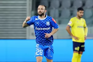 Γκολ Νο8 και... 2ο με ΑΕΛ!