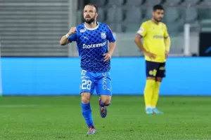Απόλλων - ΑΕΛ: Ντέρμπι με τα ΟΛΑ του και... γαλάζια πρόκριση! (Φώτος)