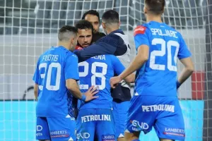 Απόλλων - ΑΕΛ: Ντέρμπι με τα ΟΛΑ του και... γαλάζια πρόκριση! (Φώτος)