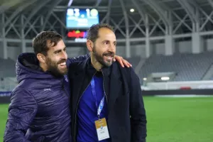Απόλλων - ΑΕΛ: Ντέρμπι με τα ΟΛΑ του και... γαλάζια πρόκριση! (Φώτος)