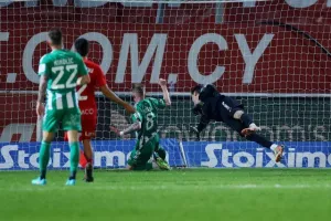 Νέα Σαλαμίνα-Άρης: Πάτησε… γκάζι στην επανάληψη και στο -2 από την κορυφή! (φώτος)