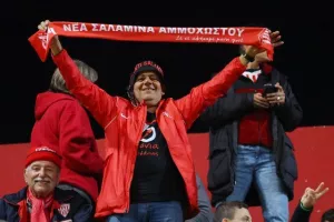 Νέα Σαλαμίνα - Πάφος: Παφίτικη... ραψωδία (Φώτος)