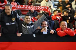 Νέα Σαλαμίνα - Πάφος: Παφίτικη... ραψωδία (Φώτος)