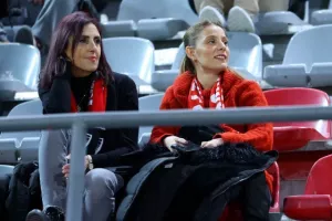 Νέα Σαλαμίνα - Πάφος: Παφίτικη... ραψωδία (Φώτος)