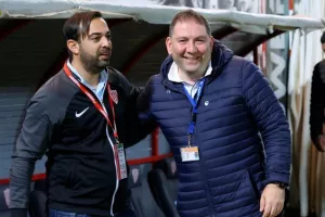 Νέα Σαλαμίνα - Πάφος: Παφίτικη... ραψωδία (Φώτος)