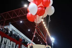 Νέα Σαλαμίνα - Πάφος: Παφίτικη... ραψωδία (Φώτος)