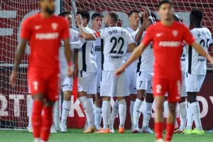 Νέα Σαλαμίνα - Πάφος: Παφίτικη... ραψωδία (Φώτος)