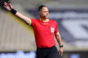 Ομόνοια - Ανόρθωση: Πράσινη ανατροπή με "μαέστρο" Μπεζούς"! (Φώτος)