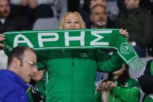 Άρης/Τα εισιτήρια με Καρμιώτισσα