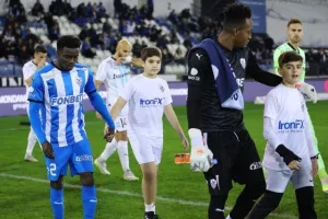 Ανόρθωση - Απόλλων: Μεγάλη νίκη με 10 παίκτες και... κλείδωσε εξάδα (Φώτος)
