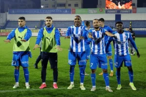 Ανόρθωση - Απόλλων: Μεγάλη νίκη με 10 παίκτες και... κλείδωσε εξάδα (Φώτος)
