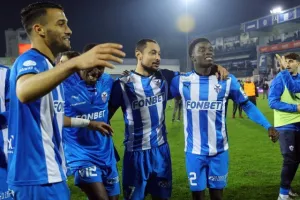 Ανόρθωση - Απόλλων: Μεγάλη νίκη με 10 παίκτες και... κλείδωσε εξάδα (Φώτος)