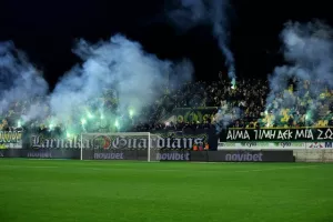 ΑΕΚ - Ανόρθωση: "Κιτρινοπράσινο" το ντέρμπι με... Πέρε Πονς (Φώτος)