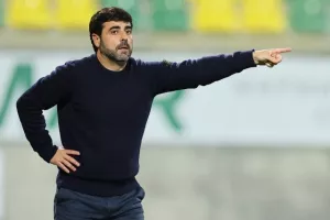 ΑΕΚ - Ανόρθωση: "Κιτρινοπράσινο" το ντέρμπι με... Πέρε Πονς (Φώτος)