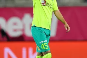ΑΕΚ - Ανόρθωση: "Κιτρινοπράσινο" το ντέρμπι με... Πέρε Πονς (Φώτος)