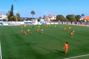 (ΒΙΝΤΕΟ) Τρομερό μακρινό σουτ και γκολ στους Κ17!