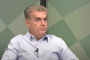 Ο Παπασταύρου για Γιάνσον, ευθύνες, Λοϊζου, για το γήπεδο...