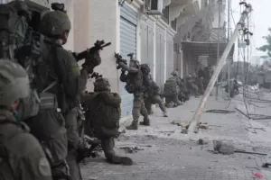Νέα έφοδος ισραηλινών στρατιωτών στο νοσοκομείο Νάσερ στη Λωρίδα της Γάζας
