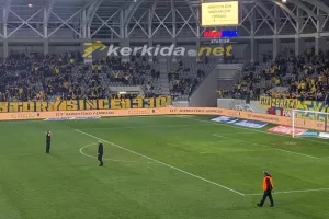Εξαιρετική ατμόσφαιρα οι ΑΕΛίστες (Βίντεο Kerkida)