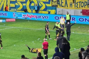 Πρώτα ένταση, μετά... αγκαλιές και πειράγματα (Φώτος)