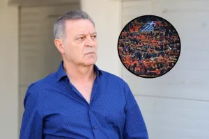 Αποθέωσε τους ΑΠΟΕΛίστες ο Πρόδρομος: "Ο κόσμος μας ήταν Σ-Υ-Γ-Κ-Λ-Ο-Ν-Ι-Σ-Τ-Ι-Κ-Ο-Σ"