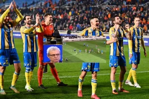 "Με το ίδιο σθένος και πάθος μέχρι τέλους για τον τίτλο/Υψηλού επιπέδου ποδόσφαιρο"