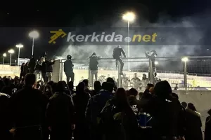 Οι Απολλωνίστες... στα κάγκελα και αποθέωση στους παίκτες! (Φώτος/Βίντεο Kerkida)