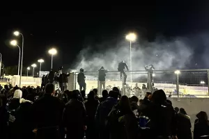 Οι Απολλωνίστες... στα κάγκελα και αποθέωση στους παίκτες! (Φώτος/Βίντεο Kerkida)