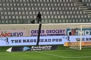 Νανούρισμα... στο πέταλο! (Φώτος/Βίντεο Κerkida)