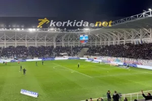 Η ατμόσφαιρα... λίγο πριν την σέντρα (Βίντεο Kerkida)