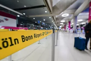 Γερμανία: Ακύρωση 1.100 πτήσεων λόγω απεργίας