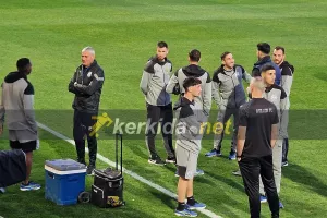 Ο Ρομπέρζ με τους... παλιούς (Φώτο Kerkida)