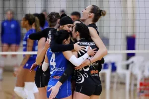Πρωταθλήτρια η Ολυμπιάδα (φώτος)