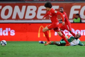 Νέα Σαλαμίνα-ΑΕΖ: Ισοπαλία με (χ)αμένη την ομάδα του Ζακακίου (φώτος)