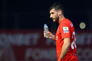 Νέα Σαλαμίνα-ΑΕΖ: Ισοπαλία με (χ)αμένη την ομάδα του Ζακακίου (φώτος)