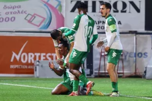 Νέα Σαλαμίνα-ΑΕΖ: Ισοπαλία με (χ)αμένη την ομάδα του Ζακακίου (φώτος)
