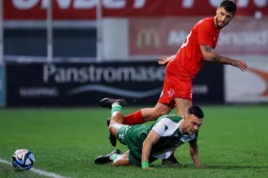 Νέα Σαλαμίνα-ΑΕΖ: Ισοπαλία με (χ)αμένη την ομάδα του Ζακακίου (φώτος)