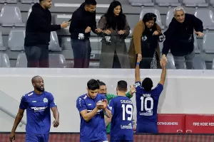 Έτρεξε στους δικούς του!