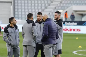 Ρομπέρζ... με Απόλλων