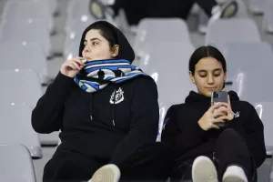 Ο κόσμος στο Απόλλων-Ομόνοια (Φωτορεπορτάζ)