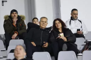 Απόλλων-Ομόνοια: Διπλό... θρίλερ για το τριφύλλι που παίρνει απόσταση ασφαλείας για εξάδα!