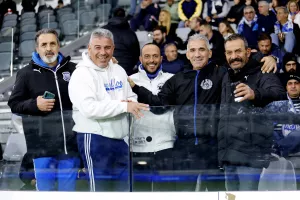 Ο κόσμος στο Απόλλων-Ομόνοια (Φωτορεπορτάζ)