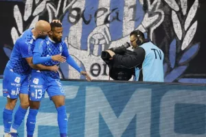 Απόλλων - ΑΕΚ: Στα μπλε η πρόκριση με ανατροπή... Σάντος-Μάρκες! (φώτος)