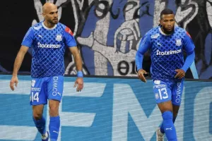 Απόλλων - ΑΕΚ: Στα μπλε η πρόκριση με ανατροπή... Σάντος-Μάρκες! (φώτος)