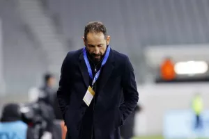 Απόλλων-Ομόνοια: Διπλό... θρίλερ για το τριφύλλι που παίρνει απόσταση ασφαλείας για εξάδα!
