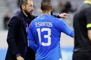 Απόλλων - ΑΕΚ: Στα μπλε η πρόκριση με ανατροπή... Σάντος-Μάρκες! (φώτος)