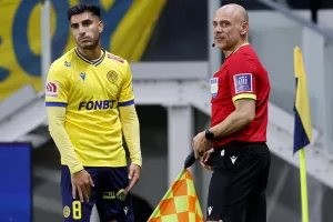 ΑΕΛ-ΑΠΟΕΛ: "Χ"ωρίς νικητή και... συγκατοίκηση στην κορυφή (Φώτος)