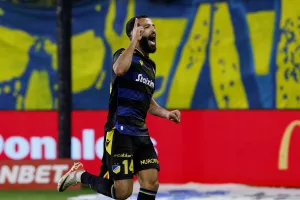 ΑΕΛ-ΑΠΟΕΛ: "Χ"ωρίς νικητή και... συγκατοίκηση στην κορυφή (Φώτος)