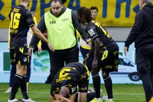ΑΕΛ-ΑΠΟΕΛ: "Χ"ωρίς νικητή και... συγκατοίκηση στην κορυφή (Φώτος)